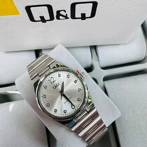 Reloj Q&Q De Dama Q84b-003py