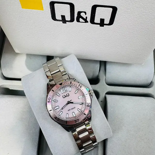 Reloj Q&Q De Dama Q88b-001py -- 002 -- 003