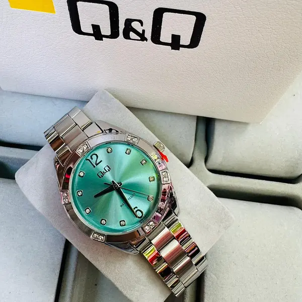 Reloj Q&Q De Dama Q83b-003py -- Q83b-001py