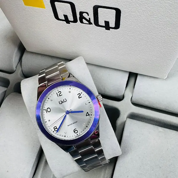 Reloj Q&Q De Dama Q78b-001py - 002 - 005 - 007 - 008