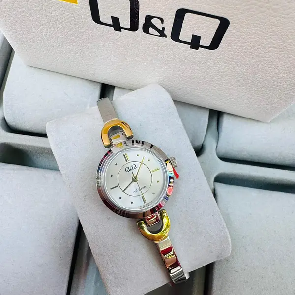 Reloj Q&Q De Dama Q12c-502py -- Q12c-501py