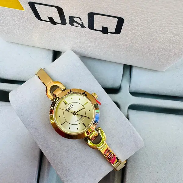Reloj Q&Q De Dama Q12c-502py -- Q12c-501py