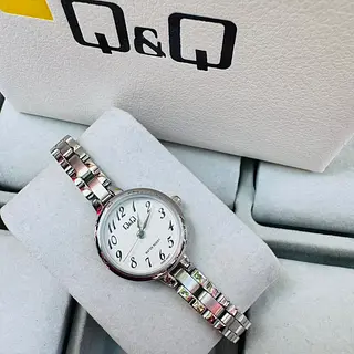 Reloj Q&Q De Dama Q55b-002py