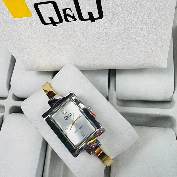 Reloj Q&Q De Dama Q14c-501py