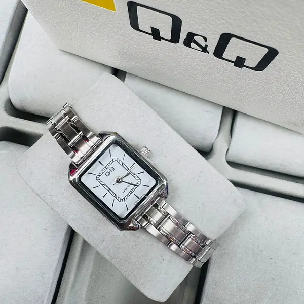 Reloj Q&Q De Dama C76a-001py